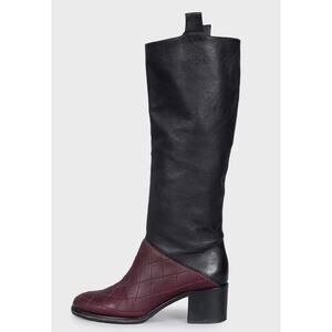 Chanel Two-Tone CC logo Leather Boots - Size 40.5